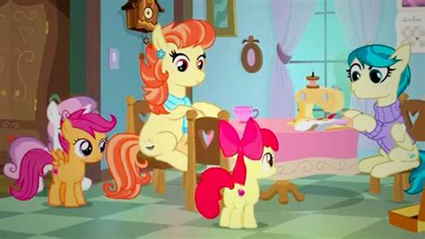 My Little Pony Introduces A Same Sex Couple In New Episode