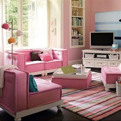 Girls Sitting Area In Room Pink Living Room Girly Apartment Decor