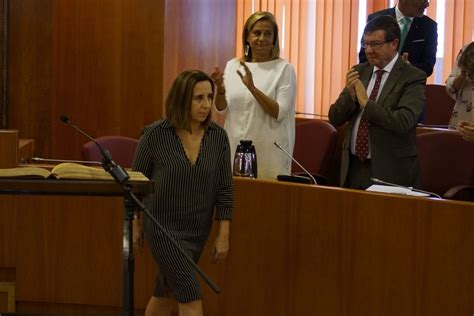 Nueva concejala del PSOE toma posesión Nuria Rodríguez