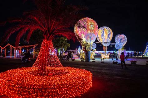 Lanterns shows are being held to celebrate chinese new year. Taiwan Lantern Festival lights up the world - Places We Go