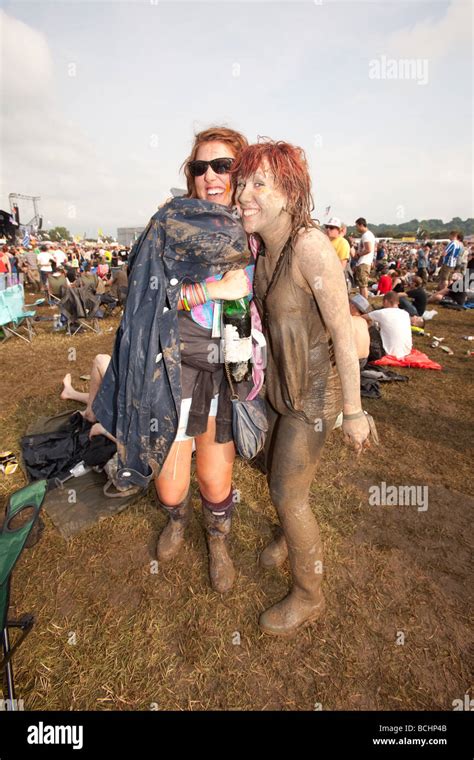 Girl Covered In Mud At Glastonbury Festival 2009 Somerset England Stock