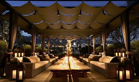 The quality of the colourtree canopy and hardware are very good. | Restoration Hardware | Pergola, Rooftop restaurant ...