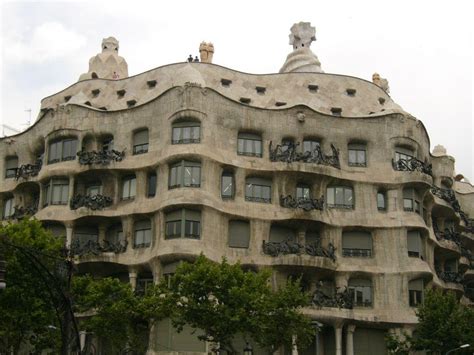 Xem thêm ý tưởng về kiến trúc, kiến trúc hồi giáo, ý tưởng. Bild "Gaudi-Haus" zu Casa Milá in Barcelona
