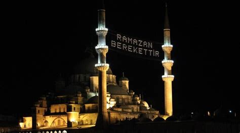Müslümanların iki dini bayramından biri olan ramazan bayramı yeni yılın üçüncü ayı yaşanırken merakla tarihi araştırılanlar arasında yer aldı. 2021 Ramazan Bayramı Ne Zaman? 2021 Kurban Bayramı Ne Zaman?