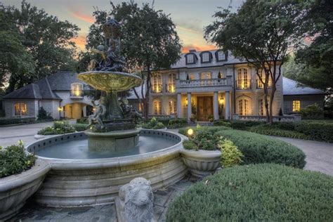 1 229 properties total found. 7 Homes With Palatial Fountains