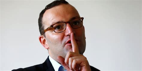 Weil seine villa in dahlem wegen bauarbeiten noch nicht bezugsfähig ist, hält sich spahn. CDU-Nachwuchs Jens Spahn: Der Mini-Seehofer - taz.de