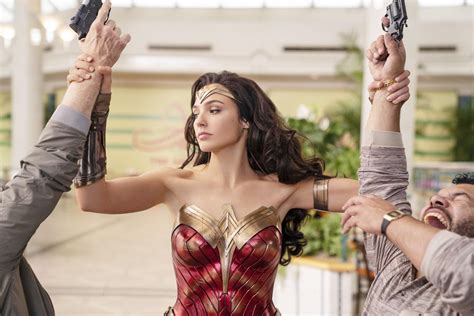 Movie Review Wonder Woman Combats A Hucksters Rise In 1984 Kudos AZ