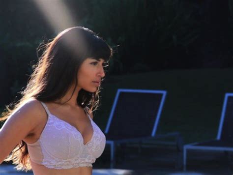 Naked Hannah Simone Added 07192016 By Bot