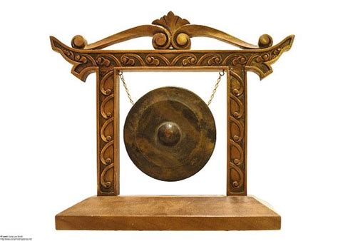 Gong merupakan alatan penting yang berperanan sebagai bunyi tulang belakang dalam essemble persembahan muzik gamelan. Sri Pawana: Alatan Muzik Dikir Barat
