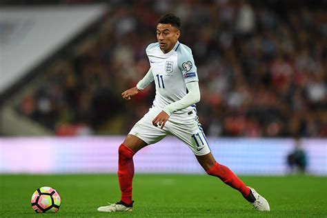 Jesse lingard shows the manchester united lad's dressing room of dreams! لينغارد يثق في تألق منتخب بلاده أمام تونس - الشروق أونلاين