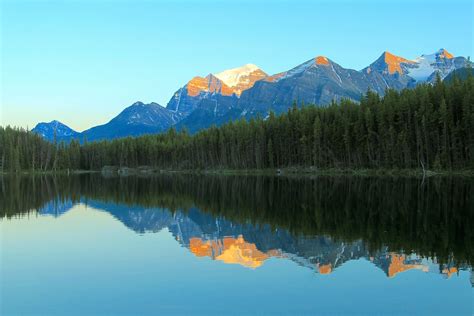 Herbert Lake Alberta Canada Banff National Park Taken Flickr