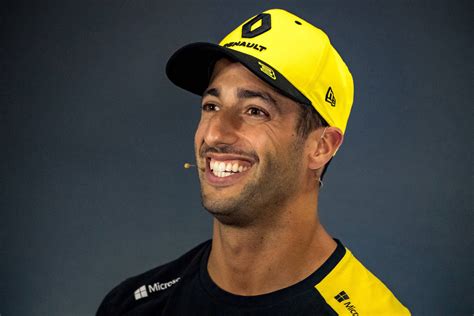 We did not find results for: Daniel Ricciardo é o novo piloto da McLaren para 2021 - Gazeta Esportiva
