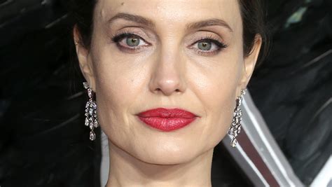 Angelina Jolies Stunning Net Worth Revealed