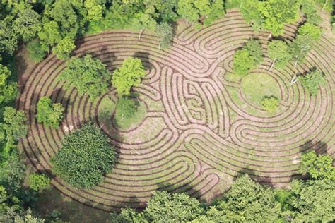 Costa Rica The Tamarindo Labyrinth Repeating Islands