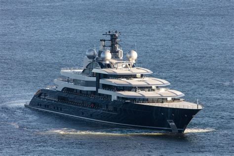 Crescent Yacht Igor Sechin 600m Superyacht Luxury Yachts Yacht