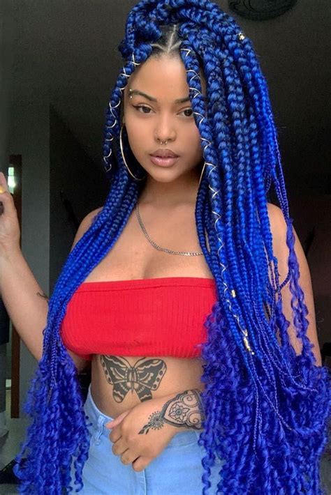 If you are thinking of making a long hairstyle with the braids, you have this great option to make one with the box braids. Favorite Stylish Box Braids Hairstyles | LoveHairStyles.com
