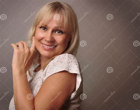 Portrait Of A Cute Mature Woman Smiling Stock Image Image Of Fresh Elegant 25836253