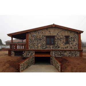 Además, ofrecemos una selección de casas de madera a precios económicos, que se hacen de lo más asequible para los bolsillos más exigentes. Casa de Hormigón, acero y piedra - Comprar casas de madera