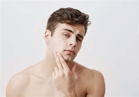 5 Ways To Treat Shaving Cuts That Arent Embarrassing