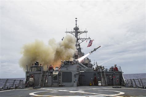 Us Joint Forces Sink Former Uss Fresno During Valiant Shield