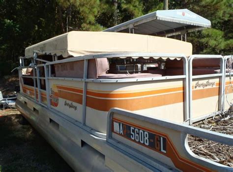 1984 Sun Tracker 24 Ft Party Barge W40hp Mercury For Sale In Hot