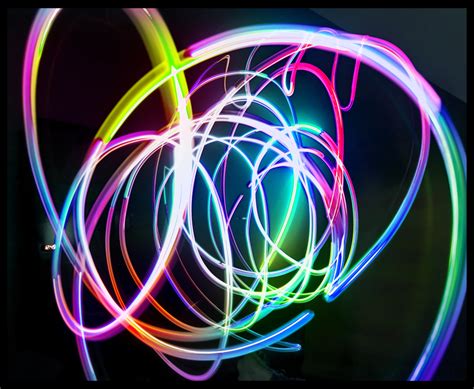 25 Breathtaking Examples Of Light Painting And Graffiti Light