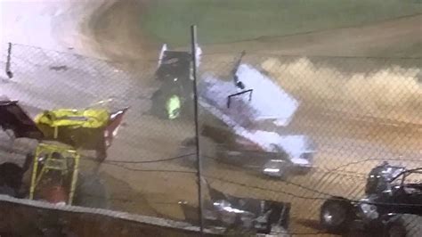 Uscs Sprint Car Crash 411 Speedway Youtube