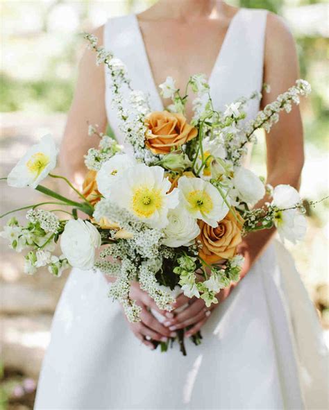 52 Ideas For Your Spring Wedding Bouquet Spring Wedding Bouquets