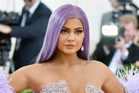 Kylie Jenner Looks To Buy Back Cosmetics Line From Coty Despite 600m Sale Report