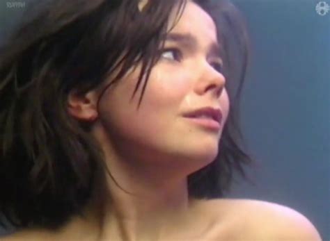 Björk desnuda en Glerbrot