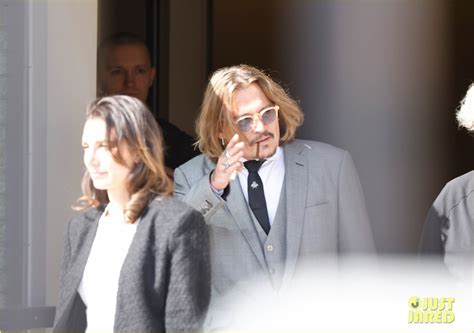 Photo Johnny Depp Amber Heard Spotted At Courthouse In Virginia 02