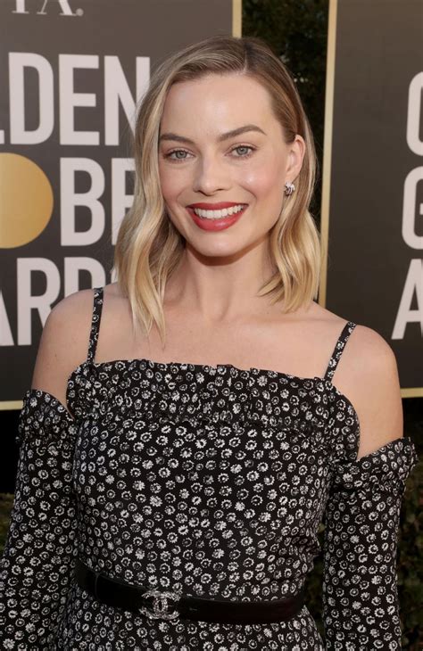 Margot Robbie 2021 Oscars Margot Robbie Oscars 2021 Preparation For Vogue 2021 03