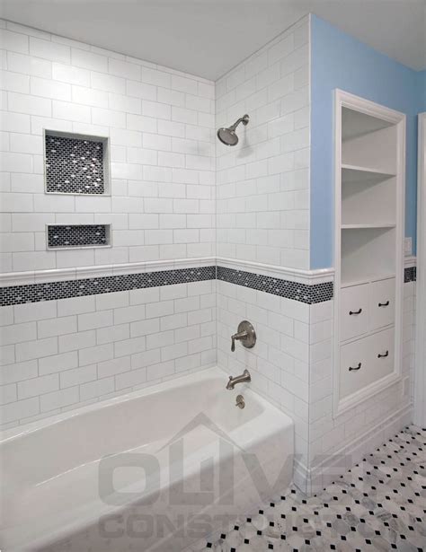 Why choose when you can have both? 73 Beautiful White Subway Tiled Bathroom With Marble ...