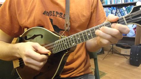 To play it by ear is to act spontaneously and according to the situation. Mandolin Lesson - Learn To Play By Ear - YouTube