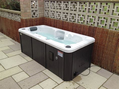 Canadian Spa Co Yukon Plug Play Person Hot Tub At Argos Reviews