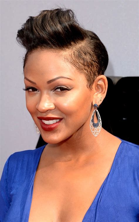 Shaved hairstyles for women are everywhere, so if it's something you've always thought about rocking, there are many levels (from subtle to extreme shaves) you may try. Women's Hairstyles with Shaved sides 2018 | Images