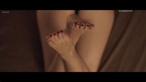 Miriam leone nude 1992 s01e01 2015 1080p watch online мириам леоне