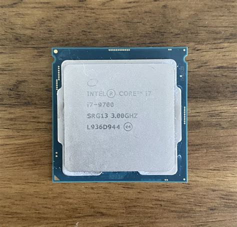 Intel Core I7 9700 Srg13 300ghz Cpu