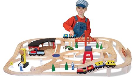 Review Melissa And Doug Deluxe Wooden Railway Train Set 130 Pcs Youtube