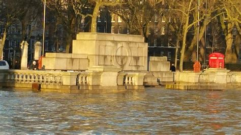 London Flood Alerts Issued And Thames Barrier Shut After River Burst