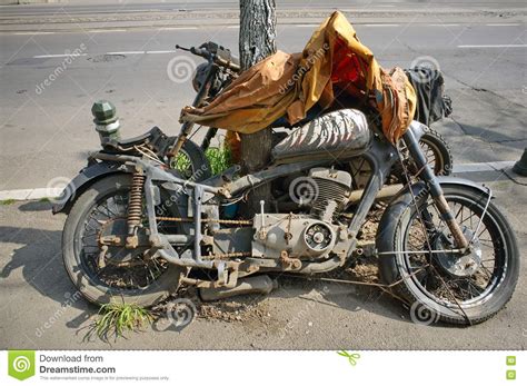 Find the perfect junk motorcycle stock photo. Junk motorcycle abandoned stock image. Image of rusty ...