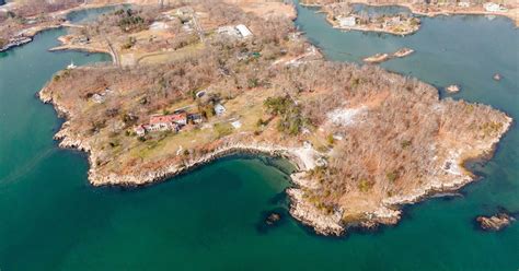 Private Island On Sale For £74million Complete With 10 Bedroom