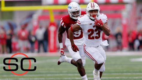 College football team page for wisconsin badgers provided by vegasinsider.com, along with more ncaa football information for your sports gaming and betting needs. The Wisconsin Badgers could have 'issue' making College ...
