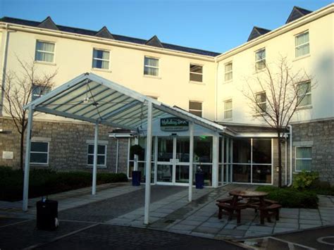 Holiday Inn Hotel Bristol Airport Britain All Over Travel Guide
