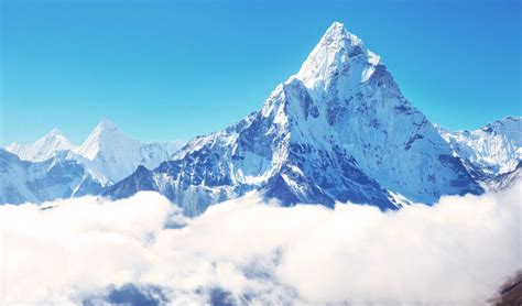 Turns Out Everest Is Higher Than We Thought Australian Geographic
