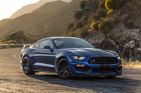 The ford mustang shelby gt500 is a performance icon, dating back to 1967. Ford Mustang Shelby GT350R | PEICHER Automotive