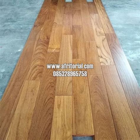 Meskipun sempat down, namun di era modern ini lantai dari material kayu kembali hits dan diminati. Parquet Flooring Lantai Kayu Jati Jepara Harga Murah ...