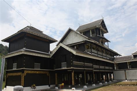 Raya open house at istana besar seri menanti on the first day of syawal. jalanjalan: Istana Lama Seri Menanti, Negeri Sembilan