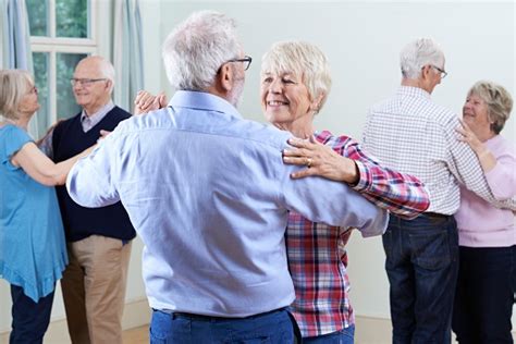 Ways For Seniors To Include Dancing In Their Lives