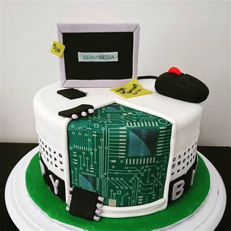 Pin By Kurianovich Ann On Cake Computer Cake Science Cake Birthday